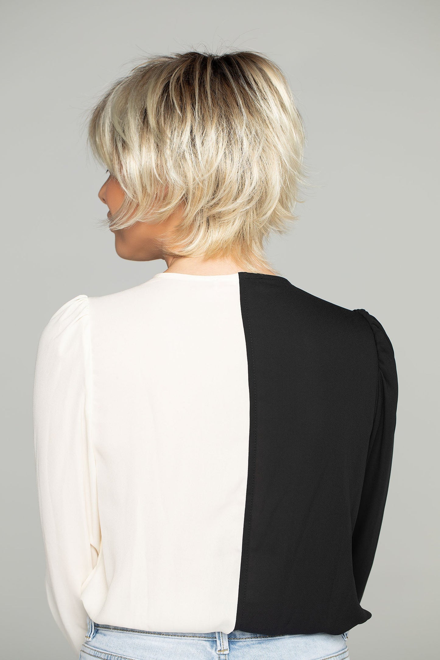 589 Ellen by Wig Pro: Synthetic Wig