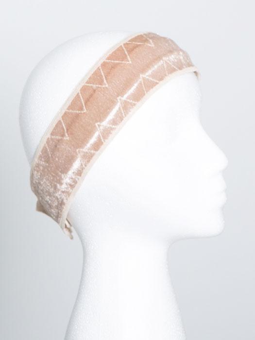 WigSECURE™ by AMY GIBSON in BEIGE-BLONDE