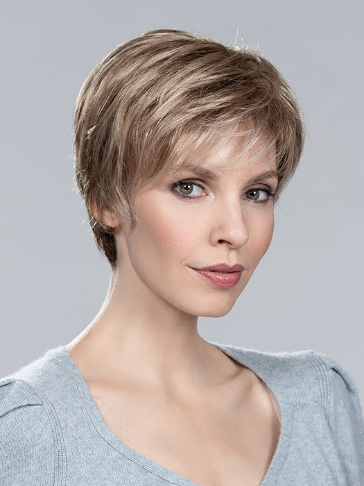 CARA 100 DELUXE by ELLEN WILLE in DARK SAND MIX 14.26.12 | Medium Ash Blonde, Light Golden Blonde, and Lightest Brown Blend