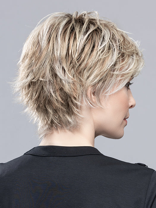 FLIP MONO by ELLEN WILLE in PEARL BLONDE ROOTED 101.14.16 | Pearl Platinum, Medium Ash Blonde and Medium Blonde Blend with Shaded Roots 