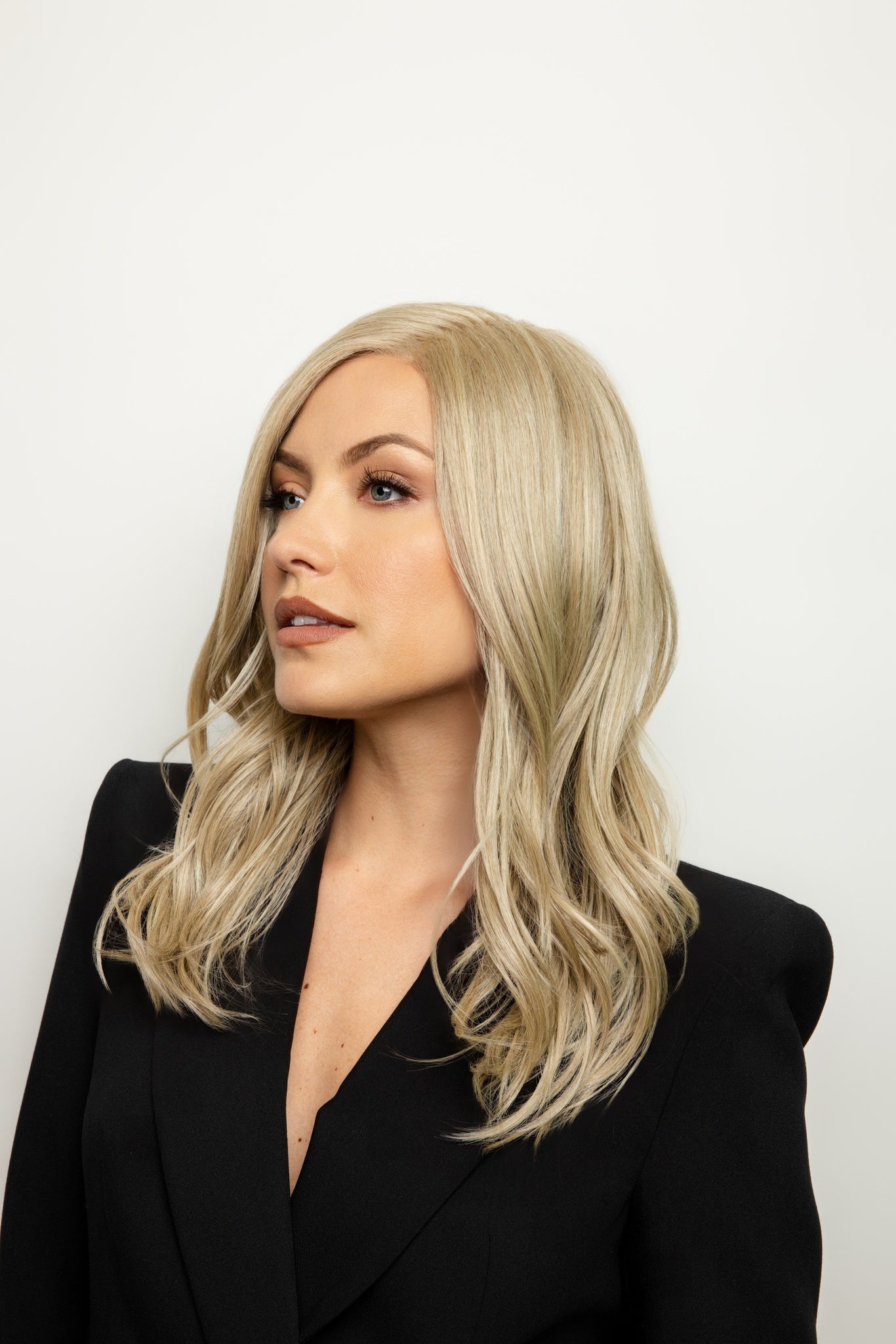 Leoni Wig - 1039   Alexander Couture Collection