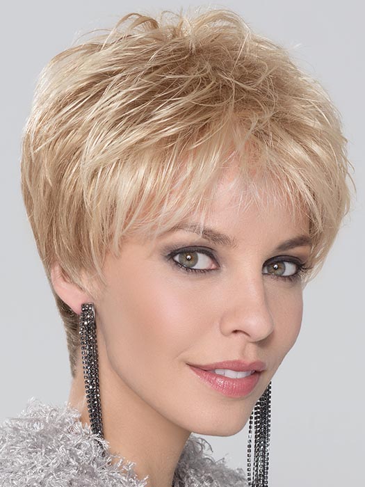 COCO by ELLEN WILLE in LIGHT HONEY MIX 26.25.20 | Medium Honey Blonde, Platinum Blonde, and Light Golden Blonde blend
